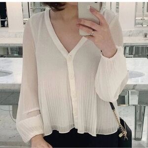Zara Elegant White V-Neck Blouse